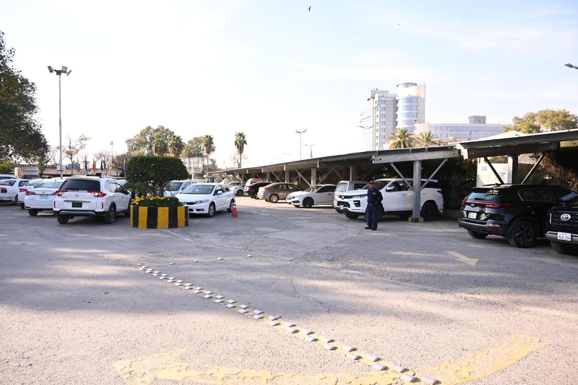 Pearl Continental Hotel, Rawalpindi Bagian luar foto