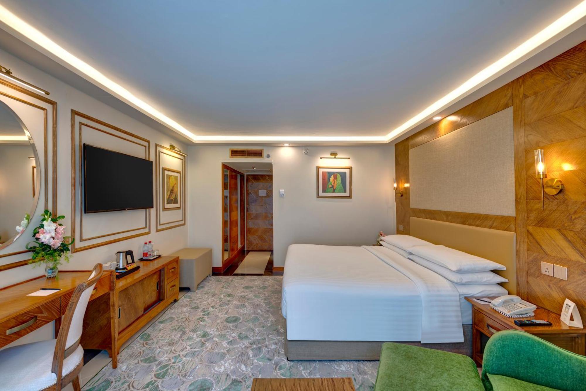 Pearl Continental Hotel, Rawalpindi Bagian luar foto