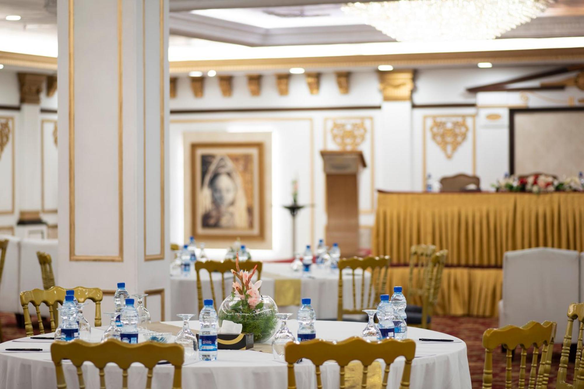 Pearl Continental Hotel, Rawalpindi Bagian luar foto