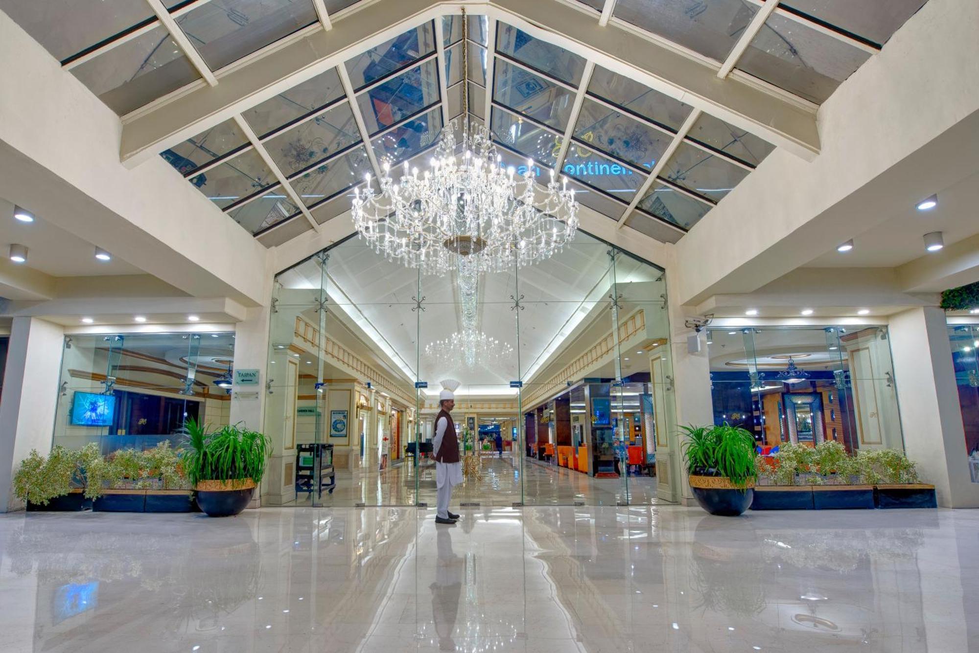 Pearl Continental Hotel, Rawalpindi Bagian luar foto