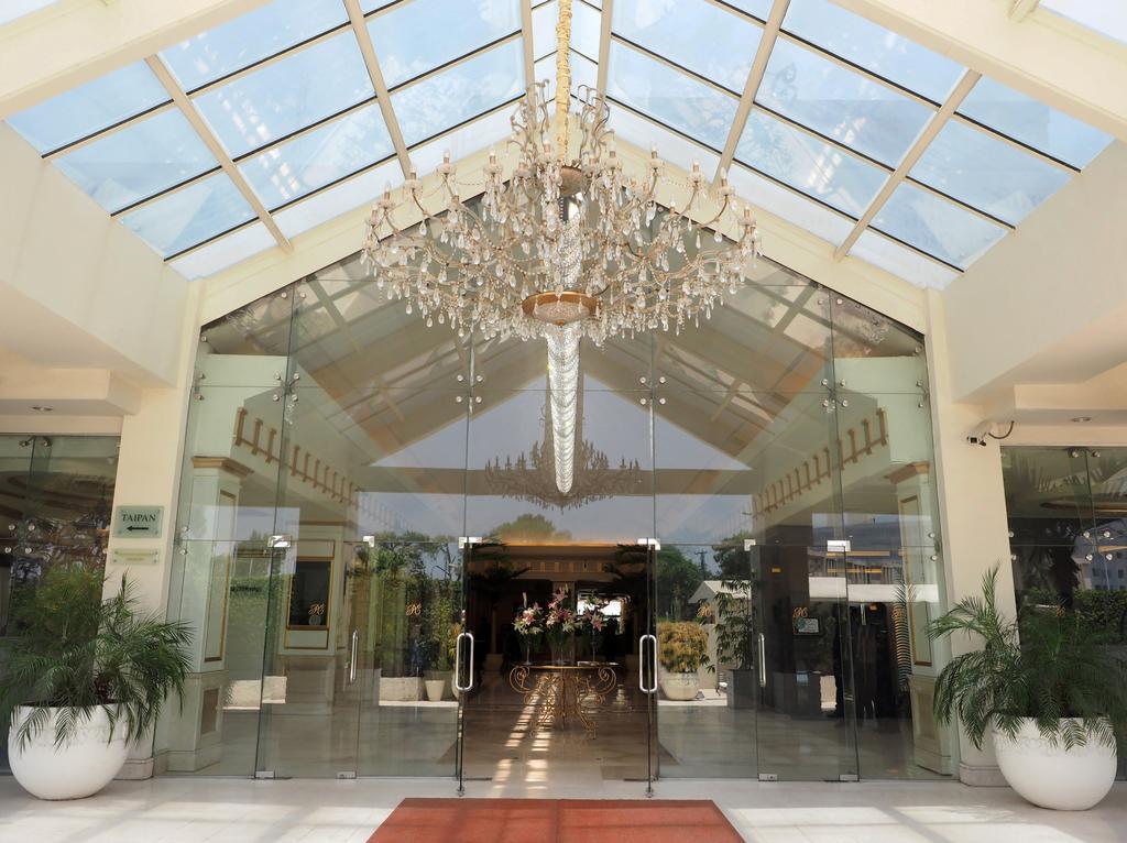 Pearl Continental Hotel, Rawalpindi Bagian luar foto
